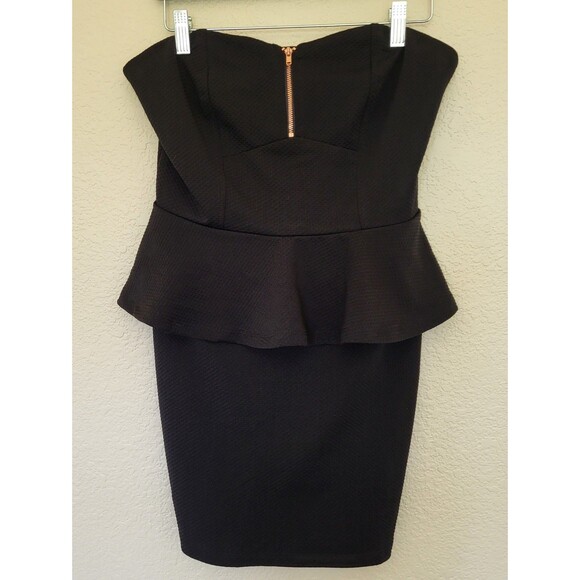 Charlotte Russe Dresses & Skirts - Charlotte Russe Dress Womens Size Med Black Strapless Scuba Peplum Bodycon Mini